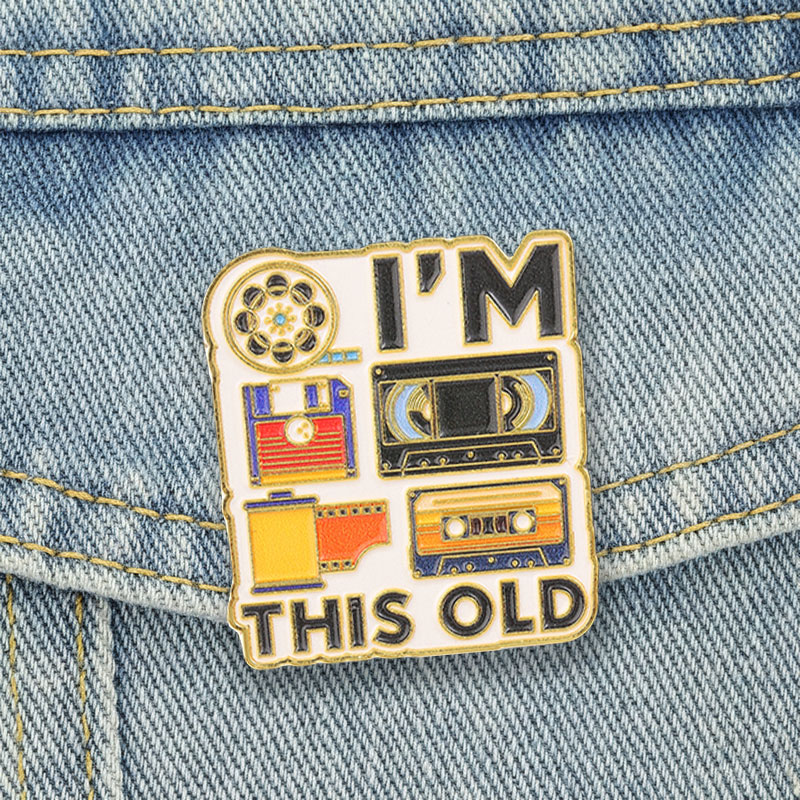 I'm This Old Badge Cartoon Ret - Reel Bag ulasan dan harga